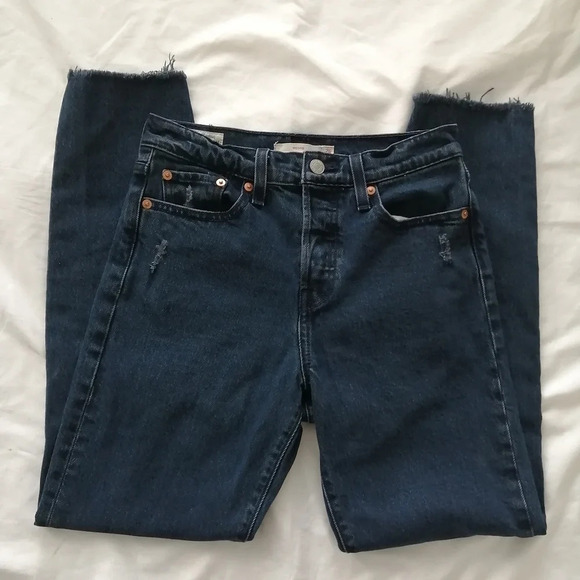 Levi's Wedgie Icon Premium Jeans in "Black & Blue" Wash High Rise Tapered Leg 26 - Picture 7 of 16